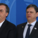 Tarcísio de Freitas compara atentado ao senador colombiano Miguel Uribe ao ataque a Jair Bolsonaro em 2018. Governador fala em ameaça à democracia.