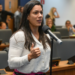 Nova lei obriga hospitais do Rio de Janeiro a incluírem terapeutas ocupacionais nas equipes. Objetivo é reforçar reabilitação e autonomia dos pacientes.