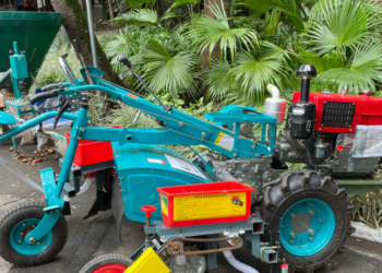 Na 5ª Feira Nacional da Reforma Agrária, MST exibe máquinas agrícolas chinesas voltadas à agricultura familiar. Equipamentos marcam nova fase na mecanização camponesa e prometem soberania tecnológica.