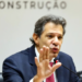 Ministro Fernando Haddad afirma que Brasil seguirá negociando com os EUA, mas admite possibilidade de tarifa de 50% sobre exportações brasileiras a partir de 1º de agosto. Governo prepara resposta e apoio a setores prejudicados.