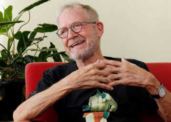 Jean-Claude Bernardet, cineasta, professor e crítico de cinema, morre aos 88 anos. Ícone do cinema brasileiro, ele foi um dos nomes centrais da Cinemateca e da crítica nacional.