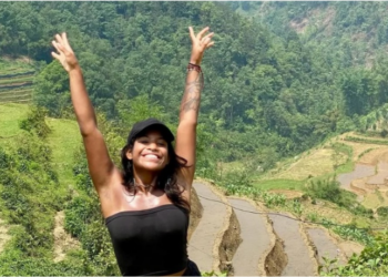 Corpo de Juliana Marins será submetido a nova autópsia no Rio de Janeiro após morte na Indonésia. Família quer esclarecer causas do óbito e contesta laudo local.