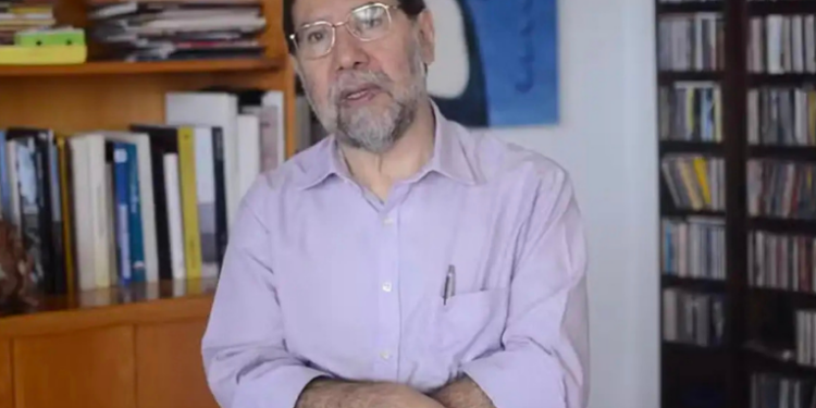 Marcelo Beraba morre aos 74 anos no Rio. Fundador da Abraji, foi referência ética e profissional no jornalismo investigativo brasileiro.