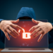 Banco Central confirma ataque hacker à C&M Software, empresa ligada ao Pix. Estimativas apontam desvio de até R$ 1 bilhão. Polícia Federal investiga o caso.