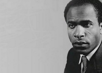 Há 100 anos nascia Frantz Fanon, intelectual que revolucionou os estudos sobre racismo e colonialismo. Sua obra permanece essencial para entender opressão racial.