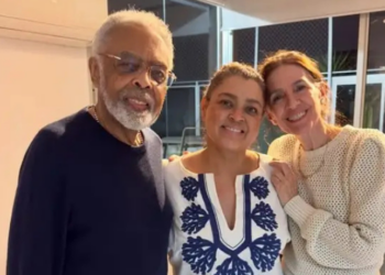 Preta Gil com o pai, Gilberto Gil, e a madrasta, Flora Gil (Foto: Reprodução/Instagram Preta Gil)