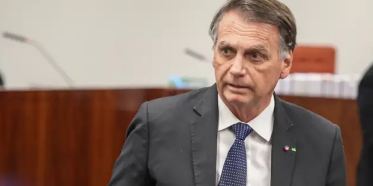 Crise no STF: defesa de Bolsonaro contesta acusações de Moraes e questiona se entrevistas estão proibidas. Saiba os detalhes.
