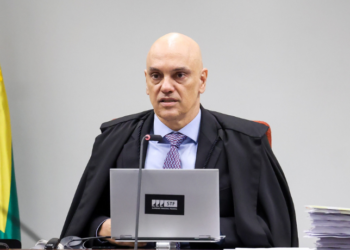 Decisão de Alexandre de Moraes suspende decretos presidenciais e marca audiência para conciliar governo e Congresso sobre o imposto