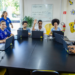 Inscrições abertas até 18 de julho para cursos gratuitos do Conecta JUV no Rio. São 180 vagas em áreas como comunicação, vendas e atendimento ao cliente, com aulas presenciais e certificação.