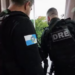 Aprovada pela Alerj, Lei 10.850/2025 autoriza o governo do RJ a criar o Programa Prajás, oferecendo assistência jurídica gratuita a agentes de segurança pública.