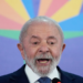 O presidente Luiz Inácio Lula da Silva reagiu com firmeza nesta segunda-feira (7) à declaração feita por Donald Trump, atual presidente dos Estados Unidos, que ameaçou impor uma tarifa de 10% sobre países que se alinharem às políticas do BRICS.