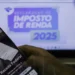A Receita Federal libera nesta quinta-feira a consulta ao terceiro lote de restituição do Imposto de Renda 2025. Mais de 7 milhões de contribuintes receberão R$ 10 bilhões. Veja como consultar e prazos para pagamento.