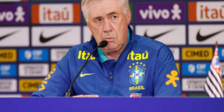 Carlo Ancelotti convoca 25 jogadores para os últimos jogos do Brasil nas Eliminatórias da Copa. Dez atletas recebem primeira chance. Neymar fica fora por questão física.