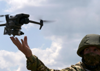 Defesa russa confirma captura de Aleksandro-Shultino em Donetsk, afirma ter cercado unidades ucranianas e derrubado quase 300 drones em 24 horas.