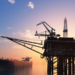 Os contratos futuros de petróleo caíram nesta sexta-feira, com WTI a US$ 64,01 e Brent a US$ 67,48, diante da perspectiva de aumento da oferta da Opep e impactos das relações Rússia-China-EUA.