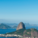 A previsão do tempo para o Rio de Janeiro indica chuvas moderadas e fortes nesta sexta-feira (29), com tempo mais ameno no sábado (30) e ventos fortes entre domingo (31) e terça-feira (2). Confira as atualizações para os próximos dias!