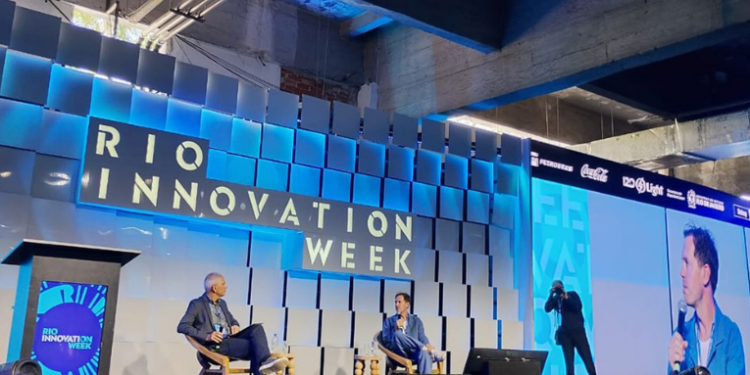 O Rio Innovation Week 2025 começou nesta terça (12) e deve movimentar R$ 4 bilhões. Com foco na ética e inovação, o evento reúne 2 mil startups e atrações como Daniel Goleman e Eduardo Paes.