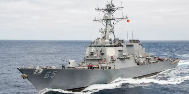 Venezuela denuncia aos EUA intimidação nuclear no Caribe com envio de submarino e navios de guerra. Caracas cobra respeito ao Tratado de Tlatelolco e à zona de paz da CELAC.