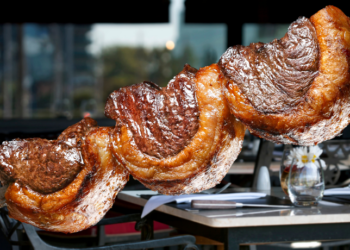 México ultrapassa os Estados Unidos e se torna o segundo maior comprador da carne bovina brasileira em agosto, segundo a Abiec. Exportações somaram US$ 58,8 milhões.