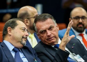 Bolsonaro pode recorrer com embargos infringentes se condenado sem unanimidade no STF