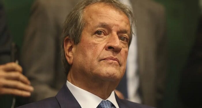 Valdemar Costa Neto afirma que Tarcísio se filiará ao PL se disputar Presidência e cita Trump como “única saída” para Bolsonaro