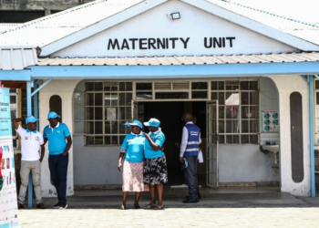 EUA incineram contraceptivos que seriam enviados à África, afetando 1,4 milhão de mulheres. Medida pode causar 174 mil gravidezes indesejadas e 56 mil abortos inseguros.