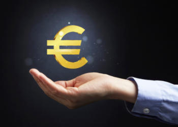 Bolsas da Europa recuam nesta segunda-feira, 18, com cautela diante das negociações sobre a Ucrânia. Setor de energias renováveis dispara com diretrizes favoráveis do governo dos EUA.