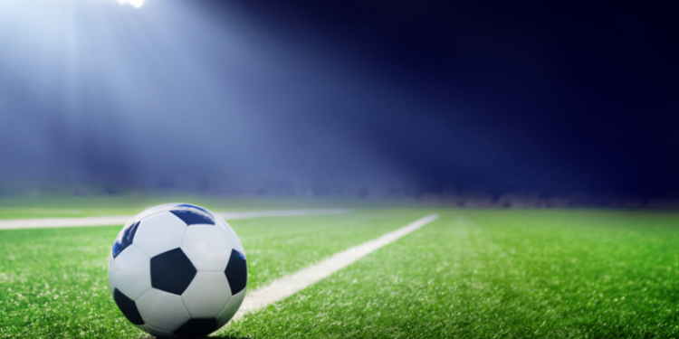 Santos derrota o Atlético-MG nos pênaltis após vitória por 2 a 1 no tempo normal e se classifica para a final do Brasileirão Feminino A2, onde enfrentará o Botafogo.