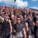 Torcedores na Ucrânia fazem gestos nazistas em amistoso e levantam debate sobre radicalização no futebol. Pressão por ação internacional aumenta.