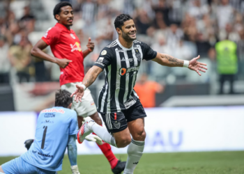 Atlético-MG volta a vencer no Brasileirão ao derrotar o Bragantino por 2 a 0. Massa Bruta chega à quinta derrota consecutiva, mas ainda permanece no G-6 da Série A.