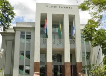 O MPRJ obteve decisão judicial que suspende concurso para cargos de fiscal em Magé, após constatar irregularidades na banca organizadora e riscos à legalidade do certame.