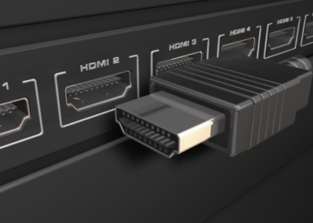 Descubra funções pouco conhecidas da porta USB da TV: além de filmes, ela pode instalar apps, carregar celular, conectar periféricos e até gravar programas.