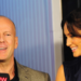 Emma Heming Willis afirma que transferir Bruce Willis para uma instituição com cuidadores profissionais foi a decisão mais segura para o ator e suas filhas, apesar da polêmica nas redes sociais.
