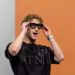 Zuckerberg passa por saia-justa durante lançamento dos óculos Meta Ray-Ban com IA. Apresentação ao vivo teve falhas, respostas erradas e piadas sobre o wi-fi.