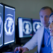 Radex é o novo assistente de IA criado por cientistas russos para auxiliar radiologistas. A ferramenta detecta doenças pulmonares em segundos e integra estratégia nacional de inovação em saúde.