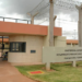 A Secretaria de Estado de Administração Penitenciária do Rio de Janeiro investe em tecnologia de ponta para bloquear sinais em unidades prisionais, impedindo a comunicação clandestina de criminosos e fortalecendo a segurança.
