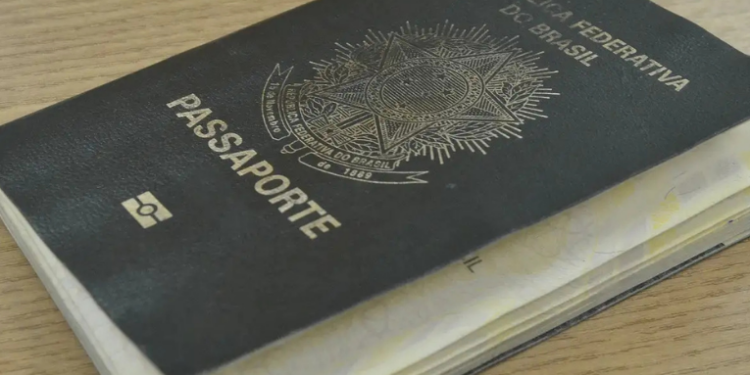 As novas regras para solicitação de visto americano entraram em vigor, tornando a entrevista presencial obrigatória para todos, incluindo menores de 14 e maiores de 80 anos. Além disso, uma nova taxa elevará o custo total do documento.
