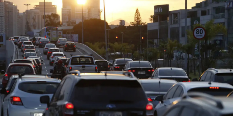 Com mais de 20 mil sinistros até agosto, Rio supera total de 2022. Motociclistas lideram estatísticas e pressionam sistema de saúde, alerta Secretaria.