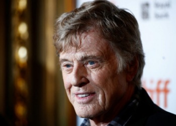 O ator e cineasta Robert Redford, vencedor do Oscar e fundador do Festival de Sundance, morreu aos 89 anos em Utah. Relembre sua carreira marcada por clássicos do cinema e ativismo ambiental.