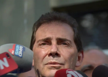 O presidente da Câmara, Hugo Motta, confirmou Paulinho da Força como relator da proposta de anistia a condenados por ações golpistas. Oposição quer incluir Jair Bolsonaro, mas Centrão defende restrição do texto.