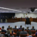 STF suspende julgamento de Jair Bolsonaro e mais sete réus por tentativa de golpe. Votação será retomada dia 9. Penas podem ultrapassar 30 anos de prisão.