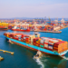 Brasil fecha agosto com superávit comercial de US$ 6,13 bilhões, superando expectativas do mercado. Exportações crescem 3,9% e acumulado no ano já soma US$ 42,8 bilhões.