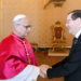 O Papa Leão XIV se reuniu com o presidente israelense Isaac Herzog para discutir a crise no Oriente Médio, pedindo cessar-fogo permanente em Gaza e a libertação dos reféns do Hamas.
