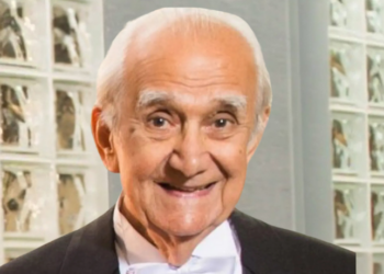 O ator Pedro Farah, conhecido por trabalhos em ‘Planeta dos Homens’ e ‘Os Trapalhões’, faleceu aos 95 anos no Rio de Janeiro. O velório acontecerá no Cemitério do Caju.