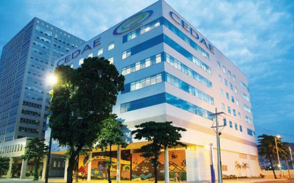 Bomba Relógio: Cedae convoca reunião de emergência para aprovar acordo milionário de R$ 900 milhões