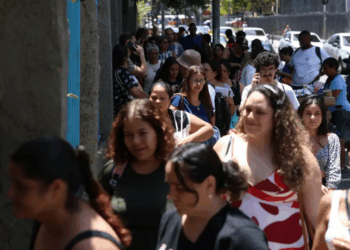 O Inep publicou o gabarito preliminar da Prova Nacional Docente 2025, realizada no domingo (26). Participantes podem entrar com recursos até 29 de outubro; resultado final sai em 10 de dezembro.