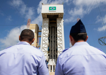 Primeiro lançamento de foguete comercial no Brasil será feito entre outubro e novembro de 2025, a partir do CLA, no Maranhão, com tecnologia sul-coreana da Innospace.