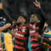 Flamengo empata com Racing na Argentina e garante vaga na final da Copa Libertadores. Goleiro Rossi brilha, e equipe da Gávea enfrentará o vencedor de Palmeiras e LDU na decisão em Lima.