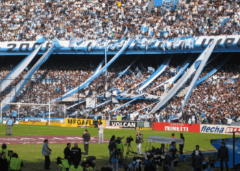 Flamengo encara Racing na Argentina por vaga na final da Libertadores