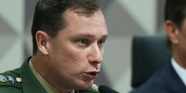 STF autoriza tenente-coronel Mauro Cid a participar do aniversário da avó